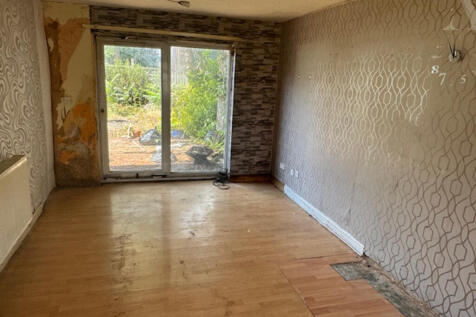 78 Cheltenham Drive Lounge