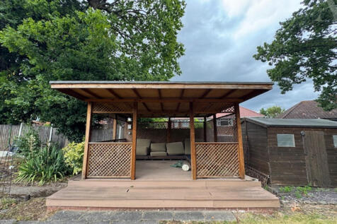 650 Church Road Pergola