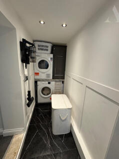 383 Clay Lane Utility Room