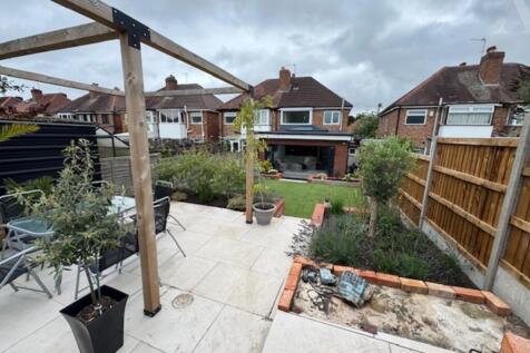 383 Clay Lane Rear Garden