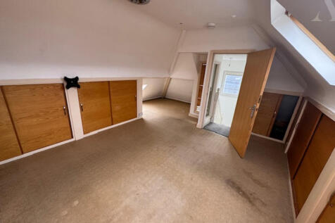 62 Sandhurst Avenue - loft room x 3