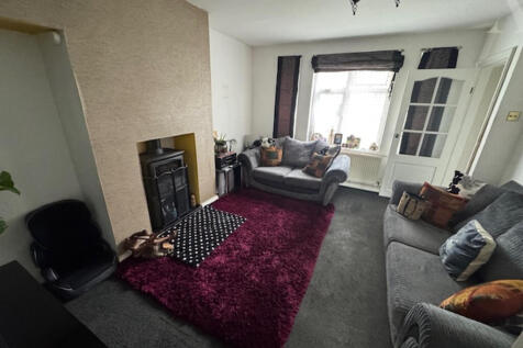 49 Ingleton Road lounge (1)