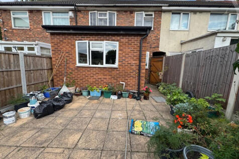 49 Ingleton Road garden2 (1)