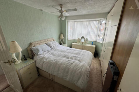 5 Ronald Grove  Bedroom 1