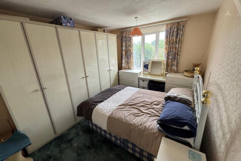 5 Ronald Grove  Bedroom 2