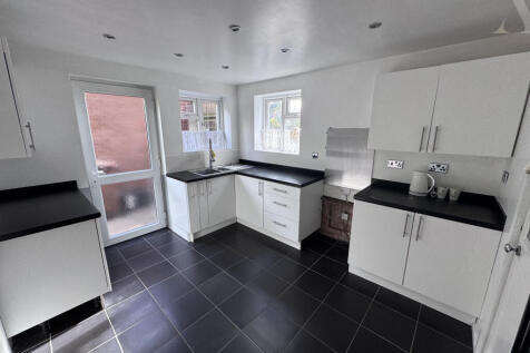 17 Tanhouse Farm Road Kitchen