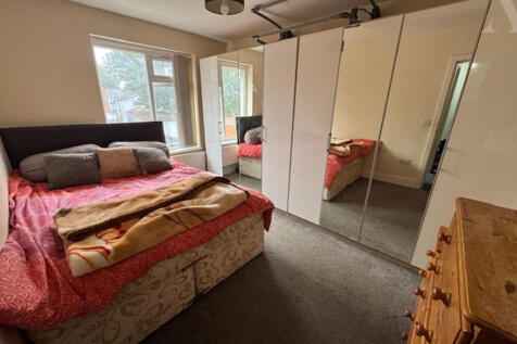 21 Moathouse Road Bedroom 2