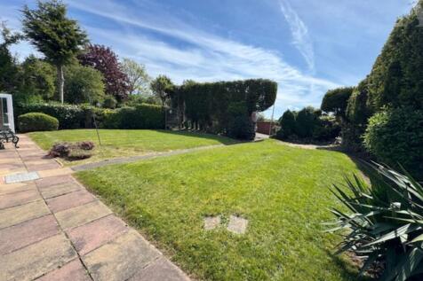 Bradford Road Garden 3