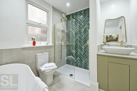 242 carr rd-9923