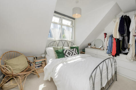 4&#64;81 mayfield rd-3963