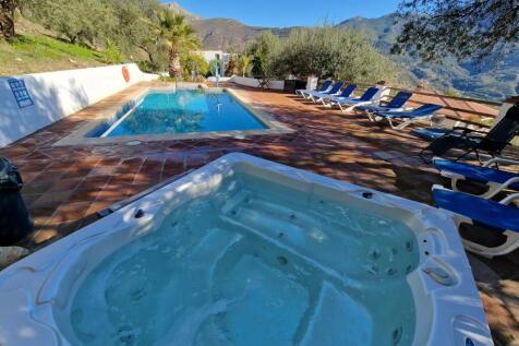 Property Image 11