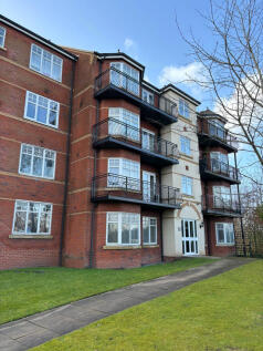 2 Bedroom ground floor Apartment To Let Penn Road