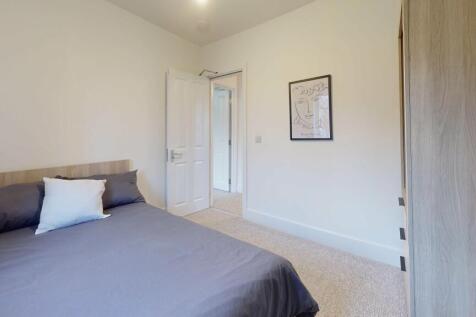 35-Long-Acres-Bedroo
