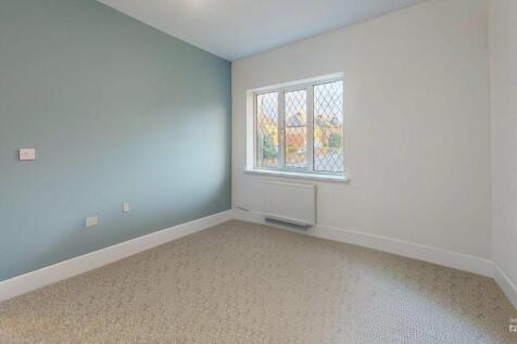 35-Long-Acres-Bedroo