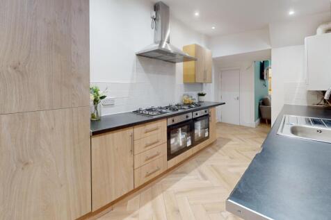 hD9XSfht8ED-Kitchen