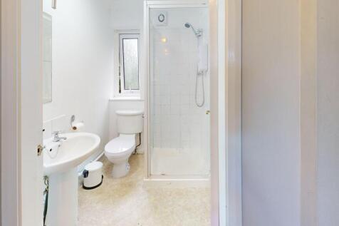 11-Ferens-Close-Bath
