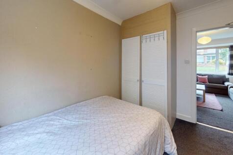 11-Ferens-Close-Bedr