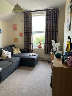 Reception/Bedroom