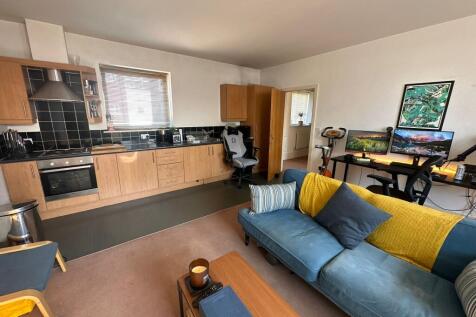 Property Image 4
