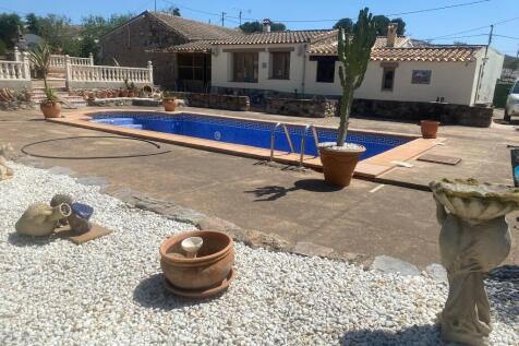 house and pool