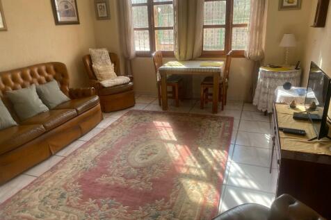 lounge in annexe