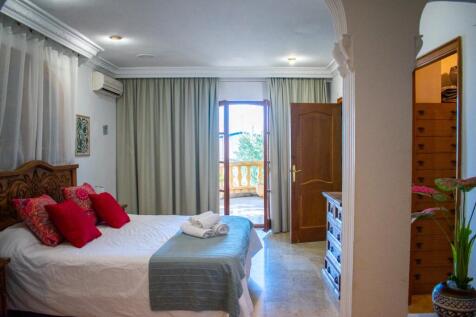 Property Image 37