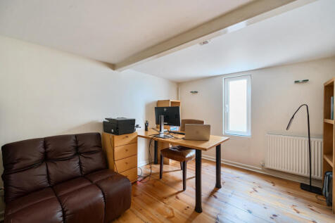 1361948-22-68e3c4...