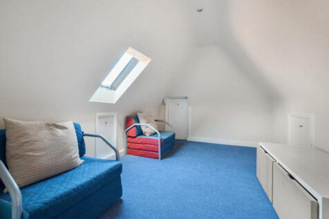 1361948-8-68e3c2a...