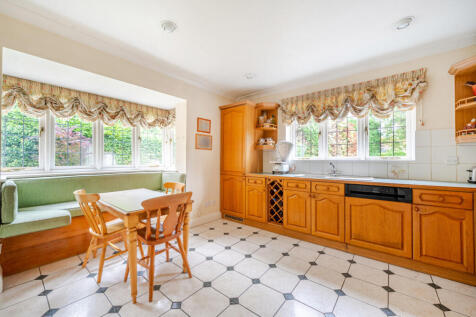 1364930-18-68ee24...