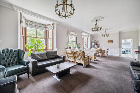 1374670-23-690e23...