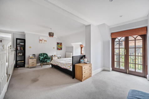 1374670-14-690e22...