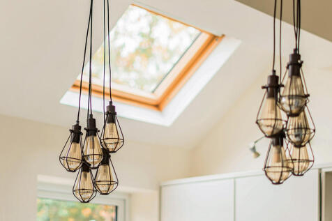 1374383-6-690b623...