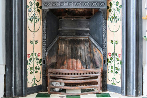 1374383-30-690b64...