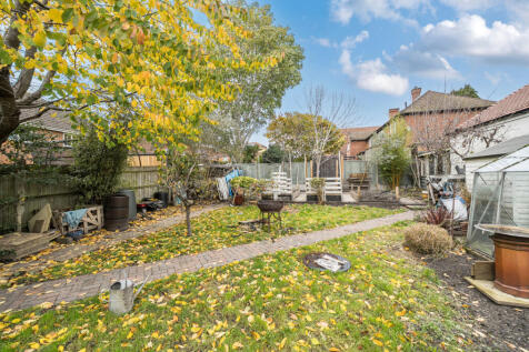 1374383-44-690b64...