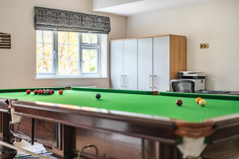 1375149-16-690dec...