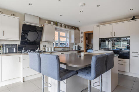 1381890-40-691f0c...