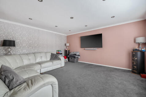 1385280-46-692842...