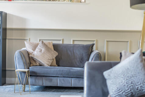 1384361-28-692ef6...