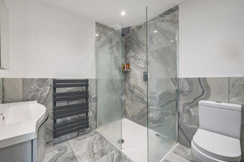 1384361-8-692ef63...