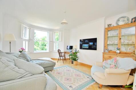 Bedroom 1/Sitting Rm