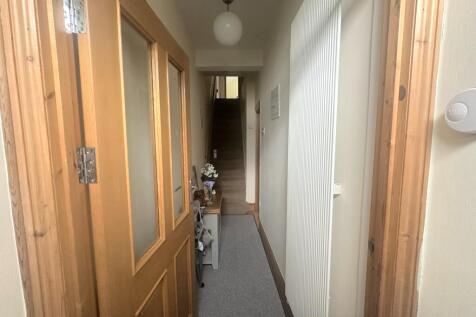 8F7AB96F-2978-4A5C-A469-CBE5A7DBC400