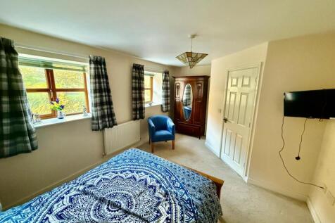 PHOTO-2025-10-09-10-17-34 9