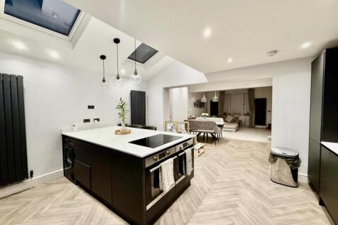 PHOTO-2025-11-06-12-49-41 10