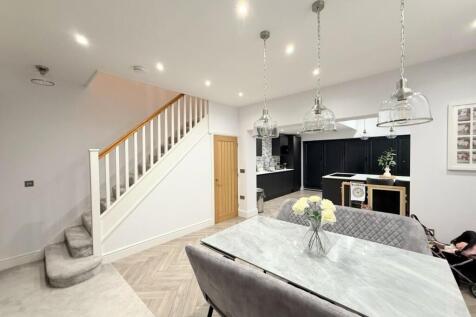 PHOTO-2025-11-06-12-49-41 18