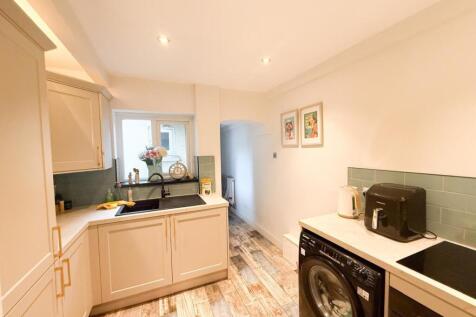 PHOTO-2025-11-07-14-22-18