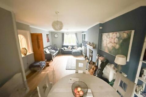 PHOTO-2025-11-07-14-22-25 12