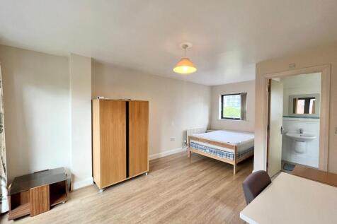 Ensuite Room
