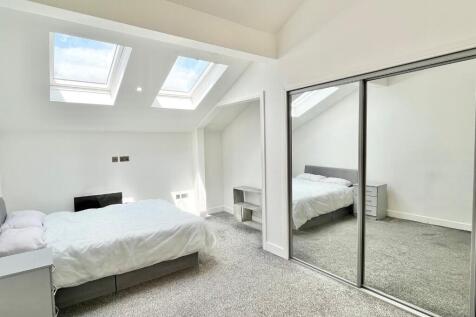 Private Ensuite Room