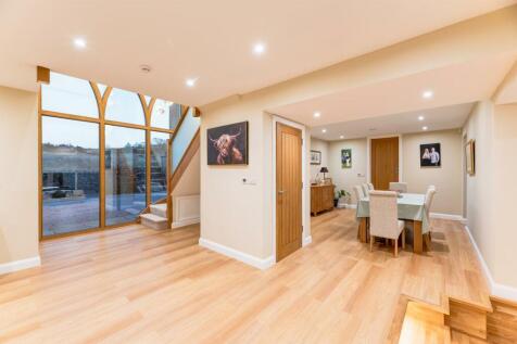 Hallway To Dining Area