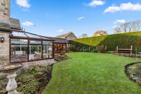 Rear Enclosed Garden
